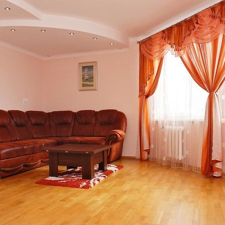 Kiev Pozniaky Apartment Zimmer foto