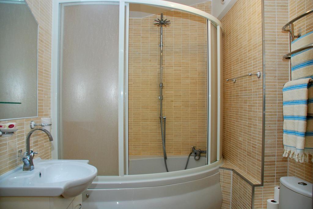 Kiev Pozniaky Apartment Zimmer foto